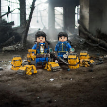 Load image into Gallery viewer, Wastelander - Vault 33 Dweller SS2